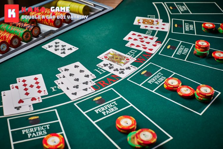 Bỏ túi những mẹo đặt cược hay trong game bài blackjack